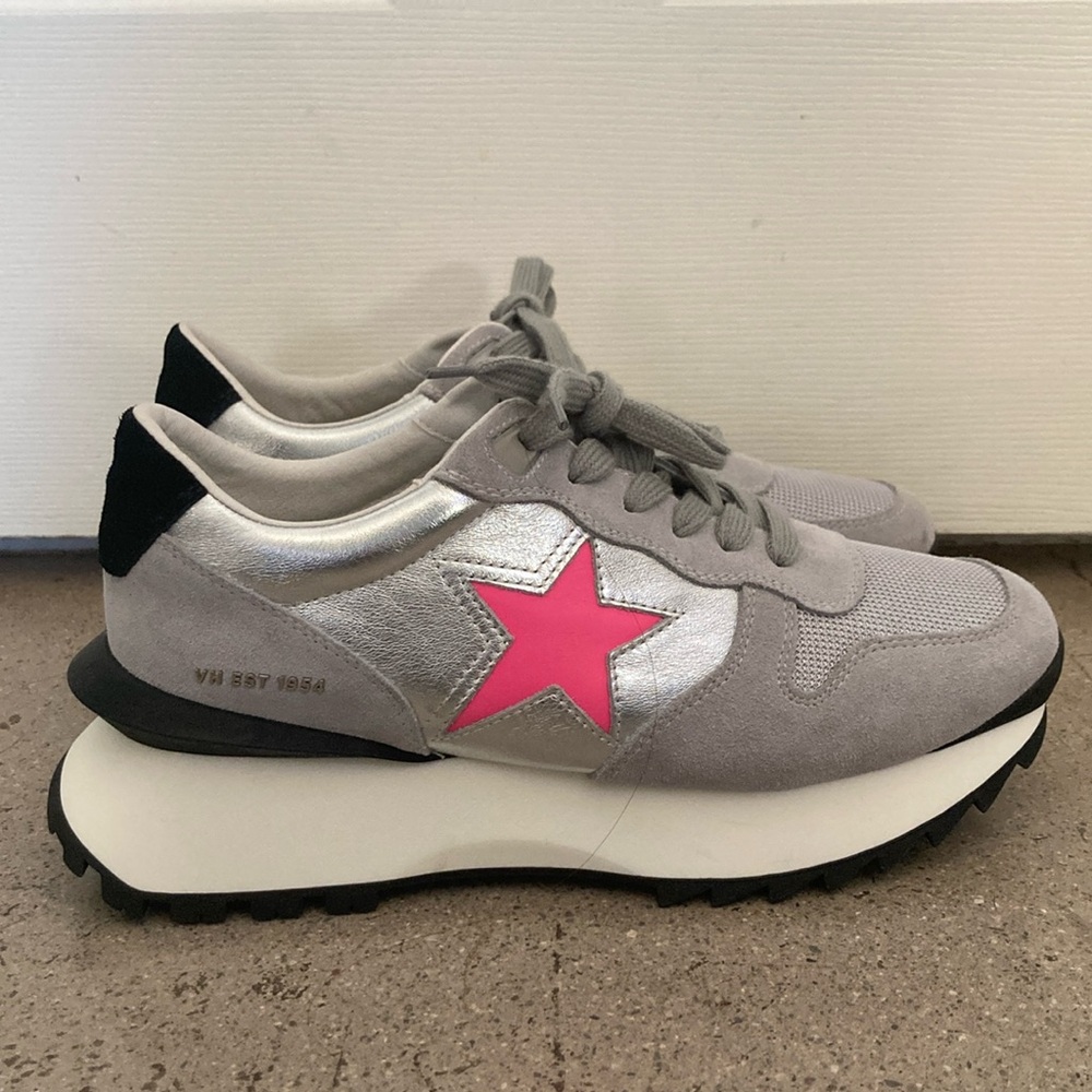 Vintage Havana Pink Star Silver Shoes, Never Worn! Size 10.